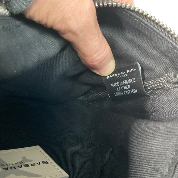 Barbara Rihl Favourite Places Leather Crossbody Bag - Picture 7 of 9